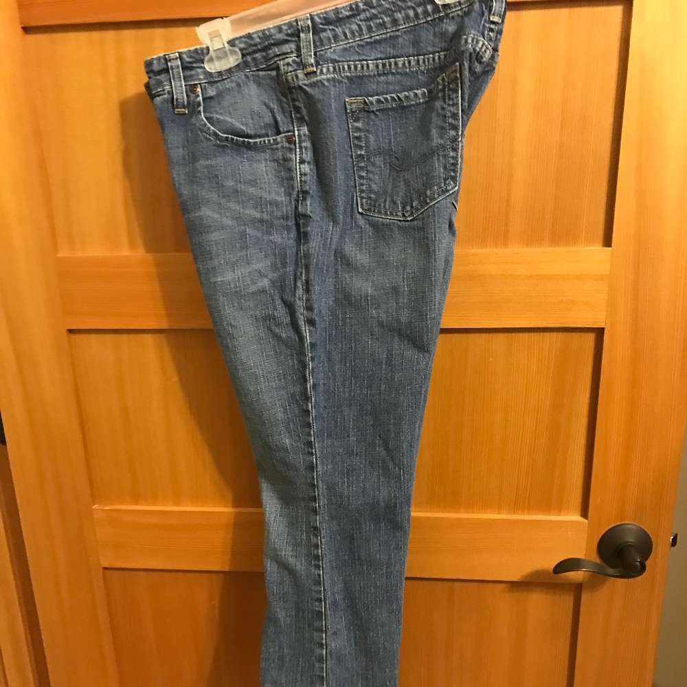 Levi's Low Rise Boot Cut size 14